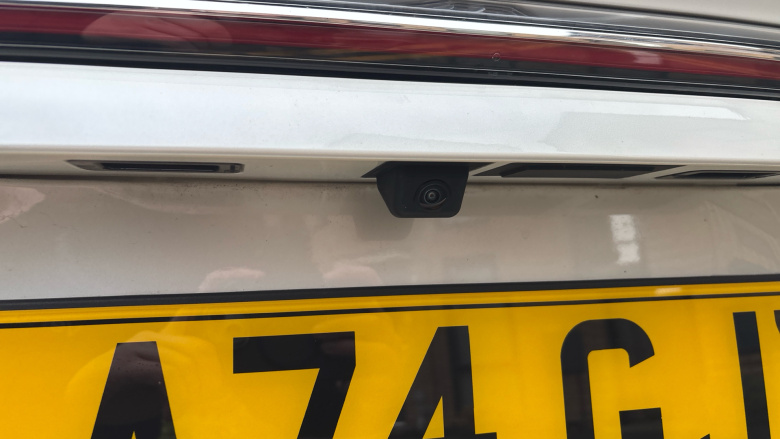 MG HS 1.5 T-GDI Trophy 5dr DCT Petrol Hatchback